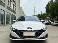 Hyundai Elantra 2022 (24200 км)