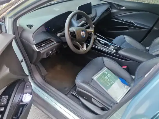 Buick Velite 6 2022 (111999 км)
