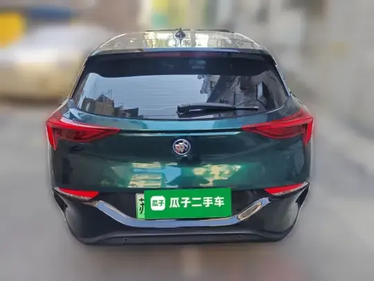 Buick Velite 6 2022 (111999 км)