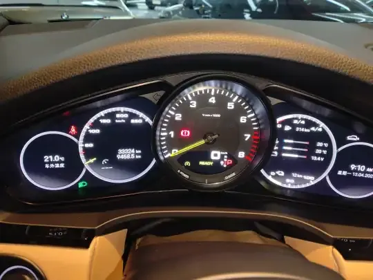 Porsche Cayenne E-Hybrid 2022 (33300 км)