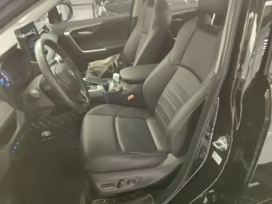 Toyota Wildlander 2022 (36800 км)