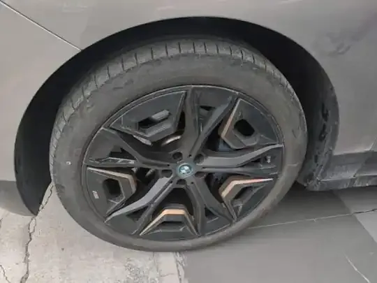 BMW iX 2022 (23200 км)