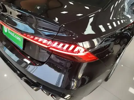 Audi A7L 2022 (70200 км)