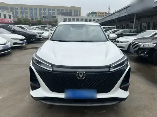 CHANGAN CS75 PLUS 2022 (35100 км)
