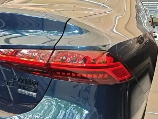 Audi A7L 2022 (73900 км)