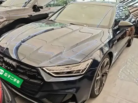 Audi A7L 2022 (73900 км)