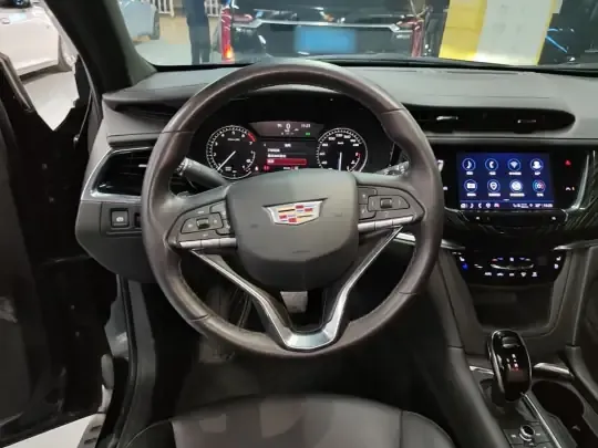 Cadillac XT6 2022 (38400 км)
