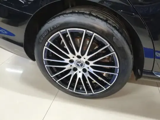 Mercedes-Benz C-Class 2022 (42100 км)