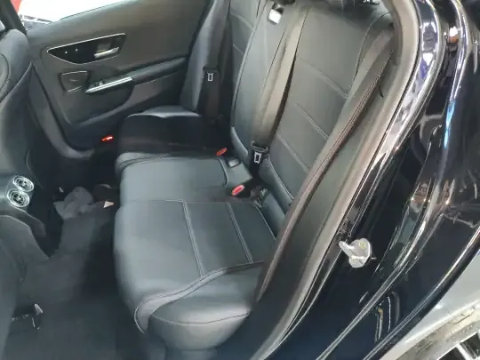 Mercedes-Benz C-Class 2022 (42100 км)