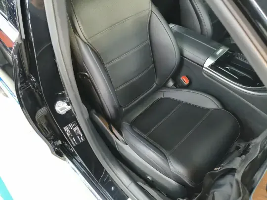 Mercedes-Benz C-Class 2022 (42100 км)