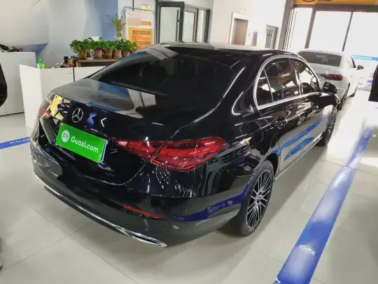 Mercedes-Benz C-Class 2022 (42100 км)