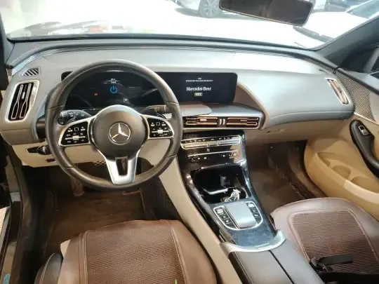 Mercedes-Benz EQC 2022 (72700 км)