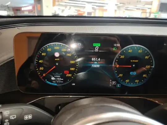 Mercedes-Benz EQC 2022 (72700 км)