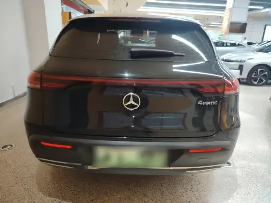 Mercedes-Benz EQC 2022 (72700 км)