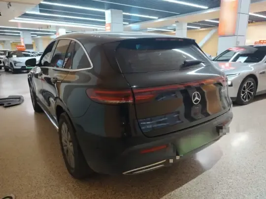 Mercedes-Benz EQC 2022 (72700 км)