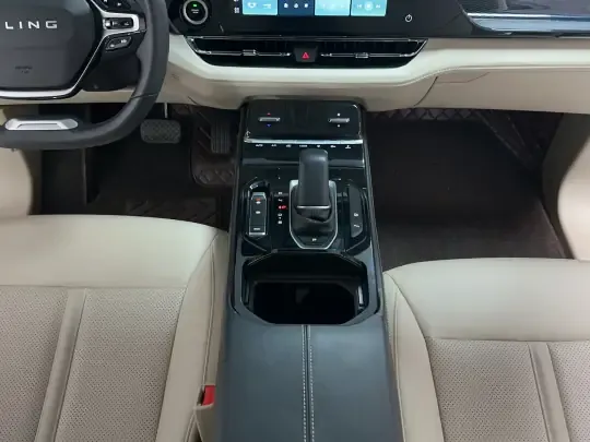 Wuling Victory 2022 (10000 км)