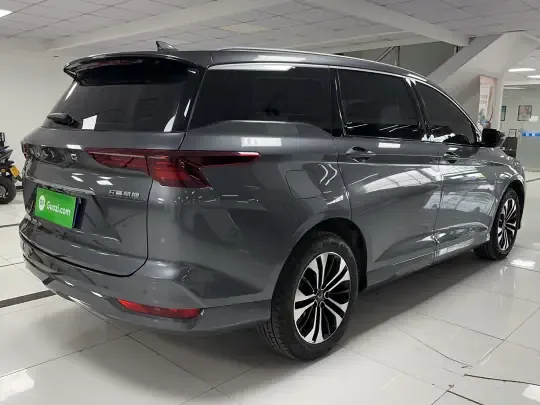 Wuling Victory 2022 (10000 км)