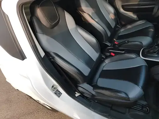 Roewe Clever 2022 (38100 км)