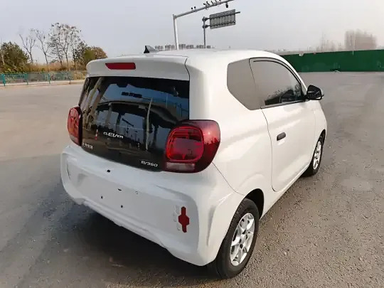 Roewe Clever 2022 (38100 км)