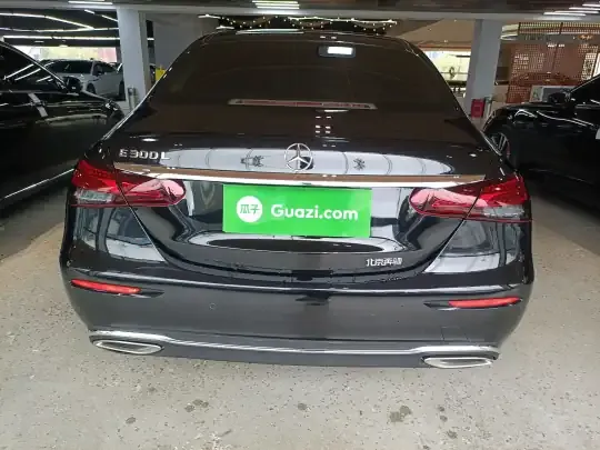 Mercedes-Benz E-Class 2022 (69700 км)