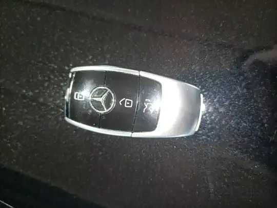 Mercedes-Benz E-Class 2022 (69700 км)