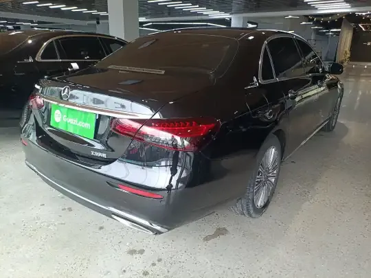 Mercedes-Benz E-Class 2022 (69700 км)