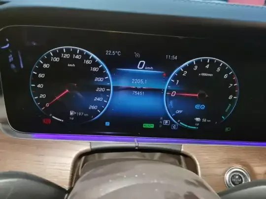 Mercedes-Benz E-Class New Energy 2022 (75500 км)