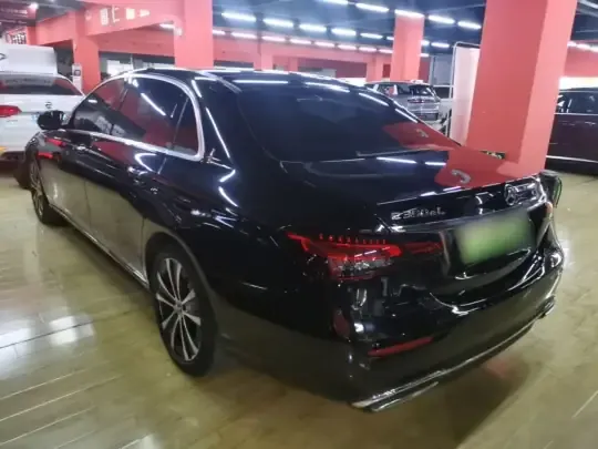 Mercedes-Benz E-Class New Energy 2022 (75500 км)