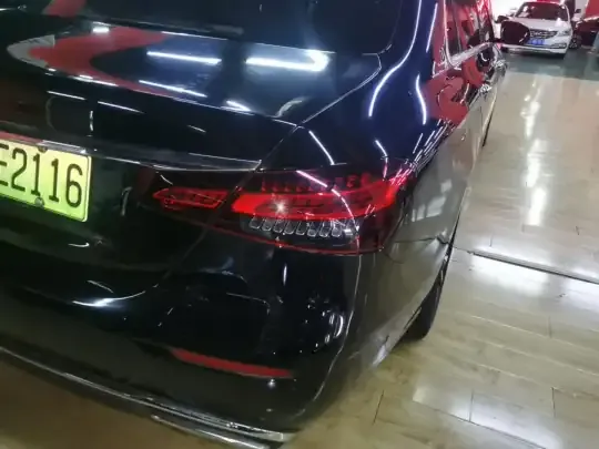 Mercedes-Benz E-Class New Energy 2022 (75500 км)