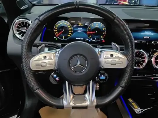 Mercedes-Benz GLB AMG 2022 (38800 км)