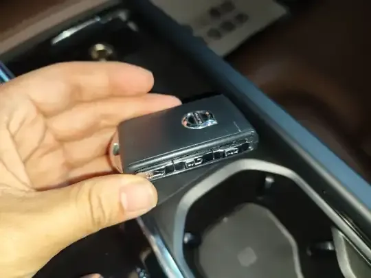 Volvo XC90 New Energy 2022 (74800 км)