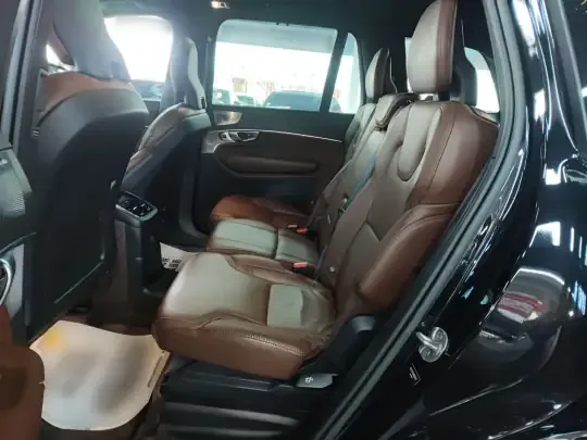 Volvo XC90 New Energy 2022 (74800 км)