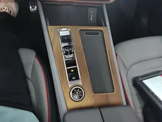 Volkswagen Teramont X 2022 (82100 км)