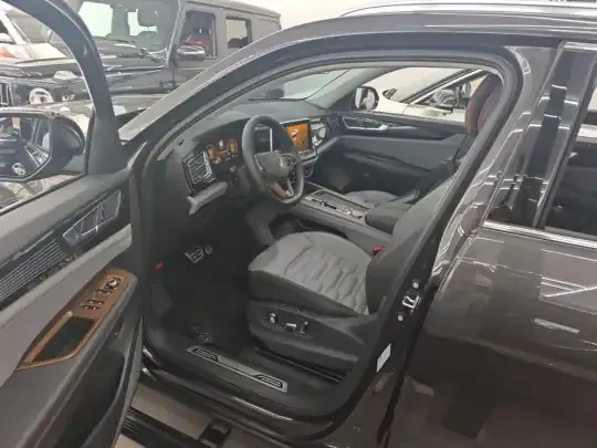 Volkswagen Teramont X 2022 (82100 км)