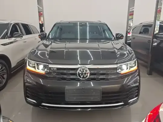 Volkswagen Teramont X 2022 (82100 км)