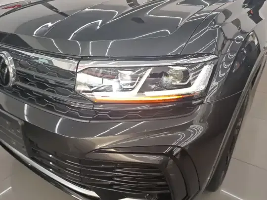 Volkswagen Teramont X 2022 (82100 км)