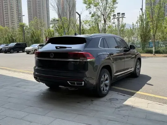 Volkswagen Teramont X 2022 (85900 км)