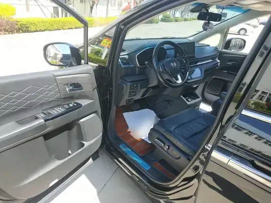 Honda Elysion 2022 (112300 км)