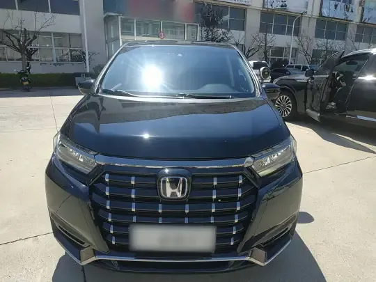 Honda Elysion 2022 (112300 км)