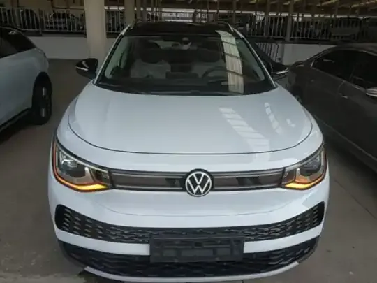 Volkswagen ID.6 X 2022 (200 км)