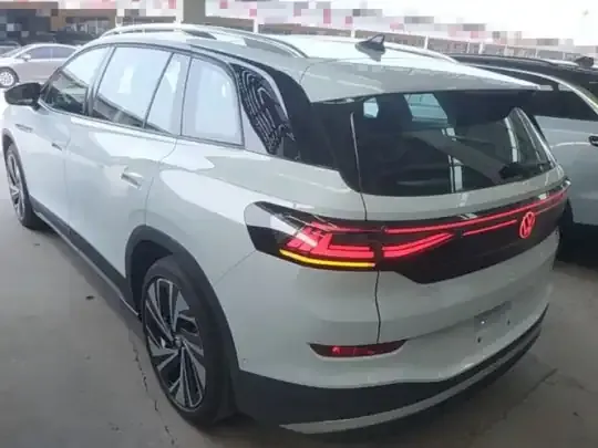 Volkswagen ID.6 X 2022 (200 км)