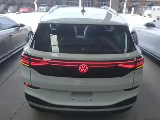 Volkswagen ID.6 X 2022 (200 км)