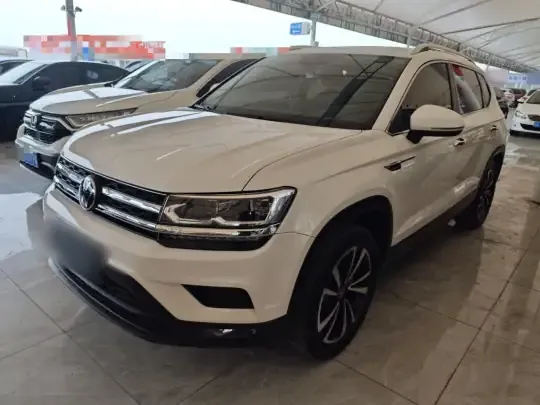 Volkswagen Tharu 2022 (82100 км)