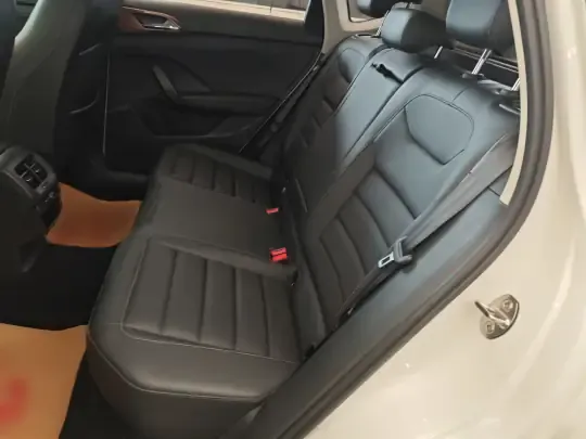 Volkswagen Tharu 2022 (82100 км)