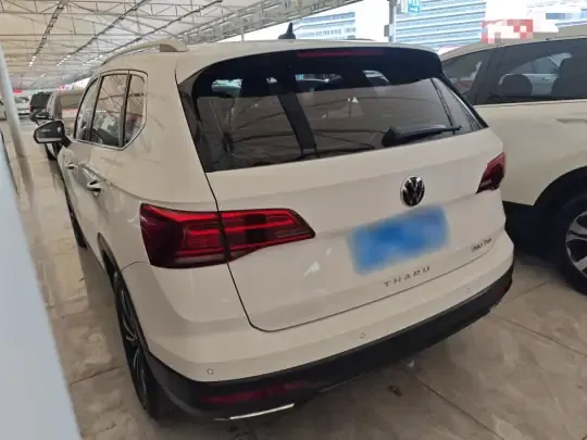 Volkswagen Tharu 2022 (82100 км)