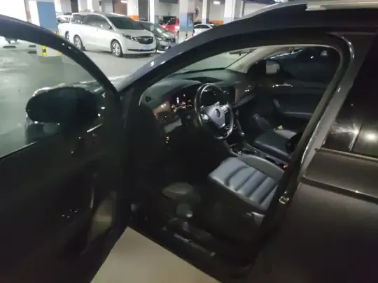 Volkswagen Tharu 2022 (37500 км)