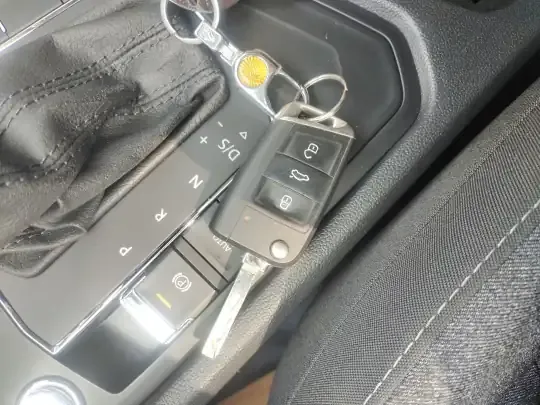 Volkswagen Tharu 2022 (37500 км)