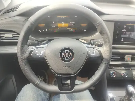 Volkswagen Tharu 2022 (37500 км)