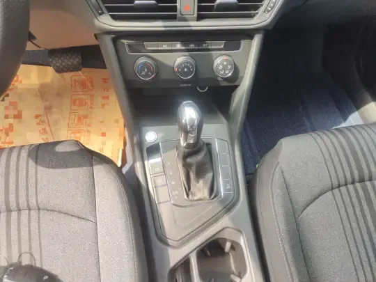 Volkswagen Tharu 2022 (37500 км)