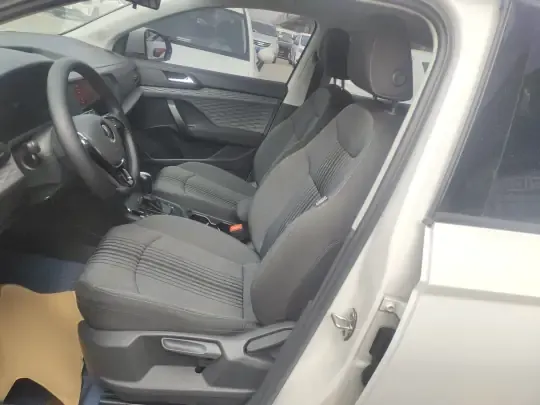 Volkswagen Tharu 2022 (37500 км)